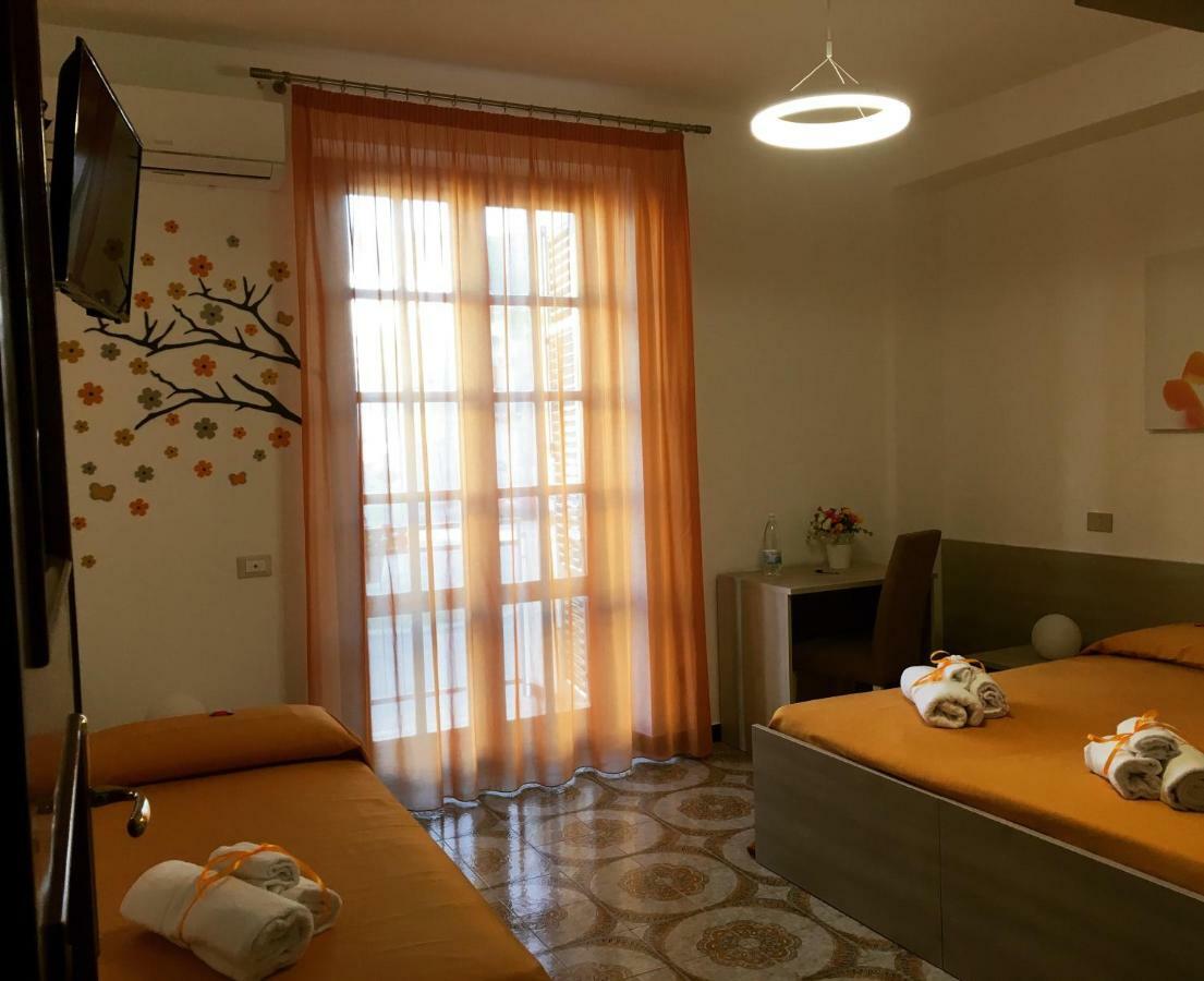 Alto Giardino Rooms テッラジーニ エクステリア 写真